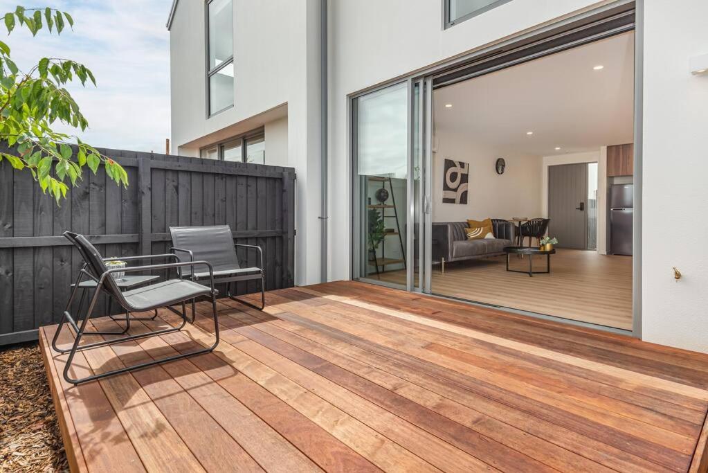 Hop, Skip, Jump To The City ! Christchurch Exterior photo